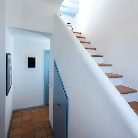Mykopetra Aparthotel 3*